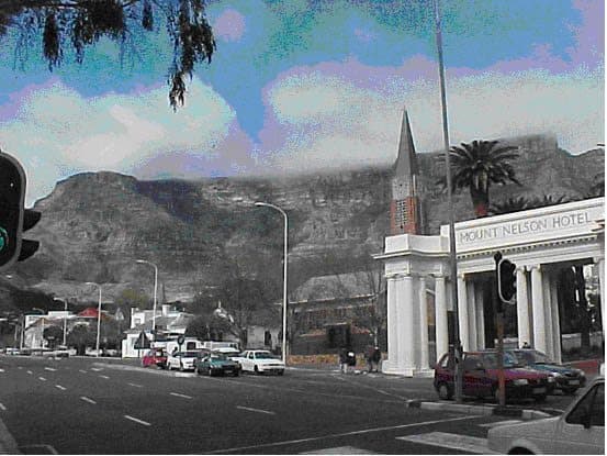 Table mountain in front of the Mount Nelson hotel in Cape Town.